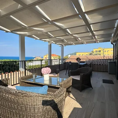 San - Luxury דירה סנטה מריה די קסטלבאטה